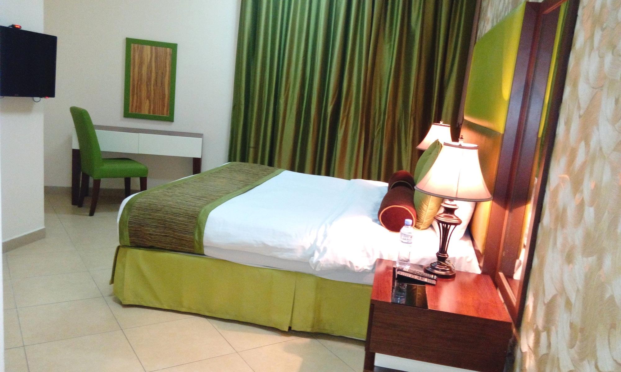 Al Waleed Palace Hotel Apartment Al Barsha Dubai Eksteriør bilde