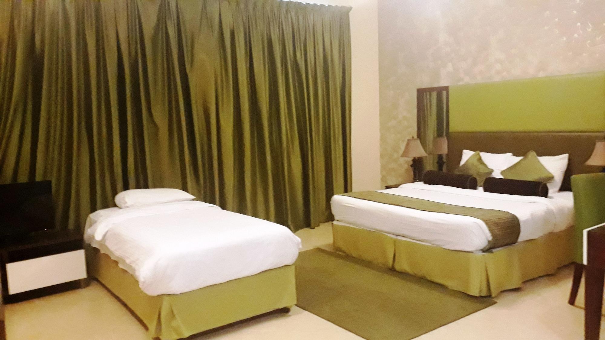 Al Waleed Palace Hotel Apartment Al Barsha Dubai Eksteriør bilde