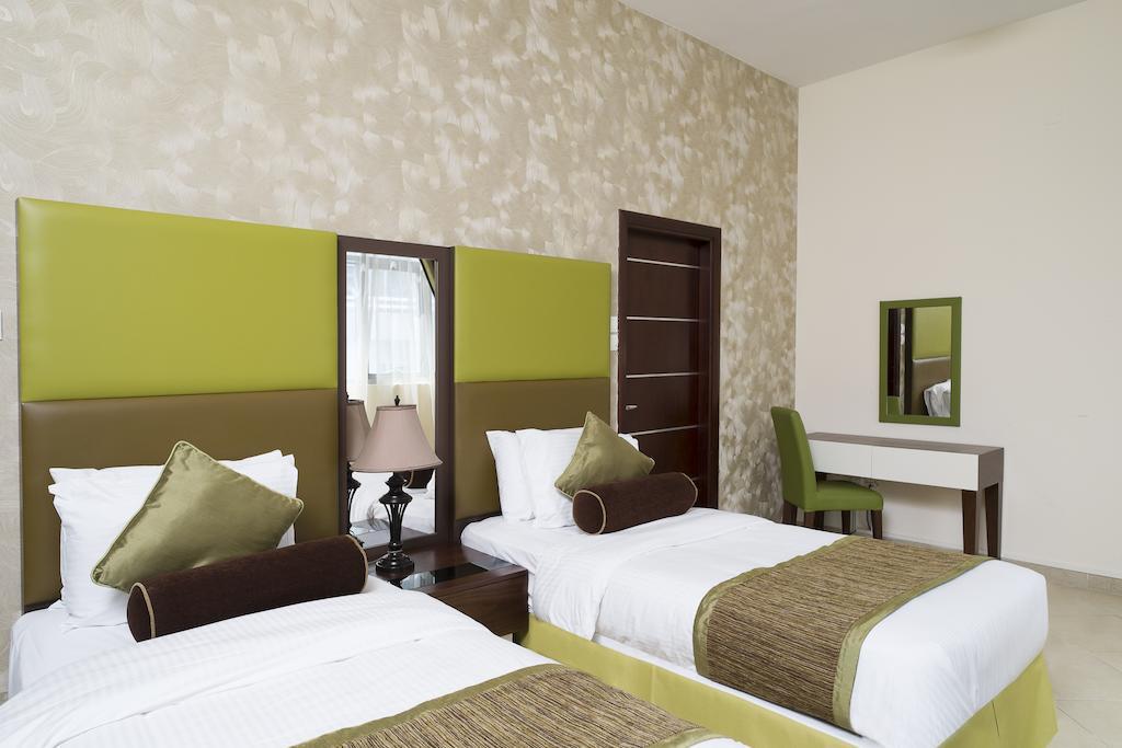Al Waleed Palace Hotel Apartment Al Barsha Dubai Eksteriør bilde