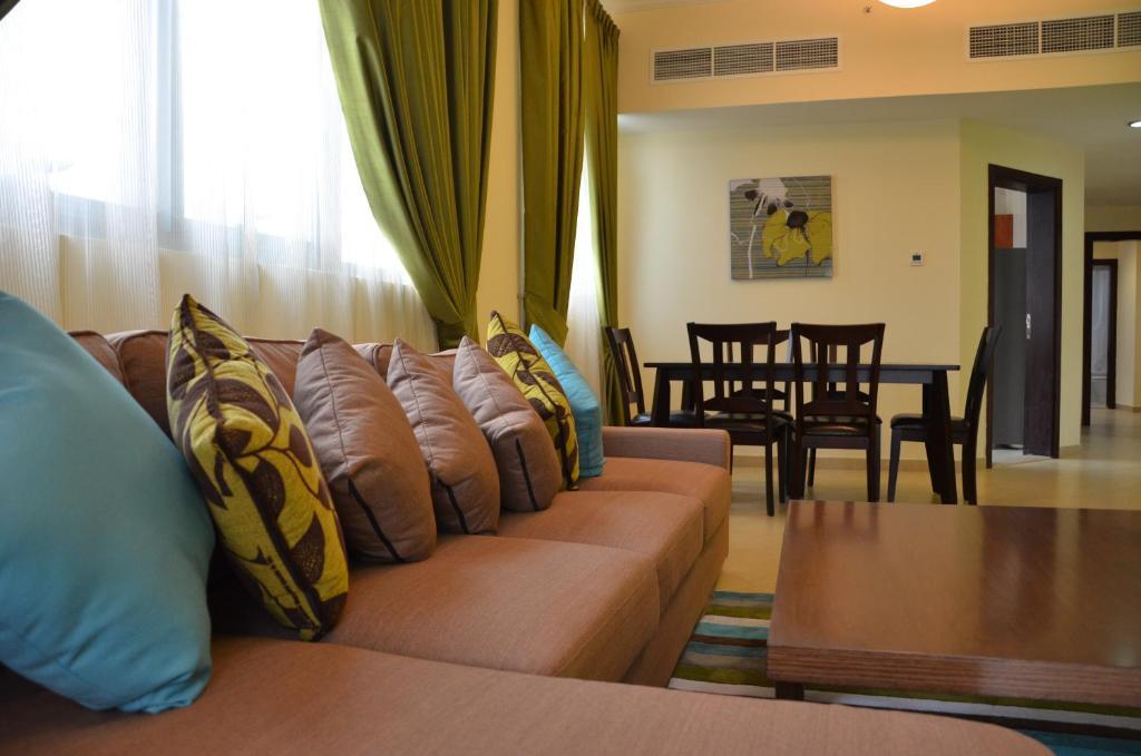 Al Waleed Palace Hotel Apartment Al Barsha Dubai Eksteriør bilde