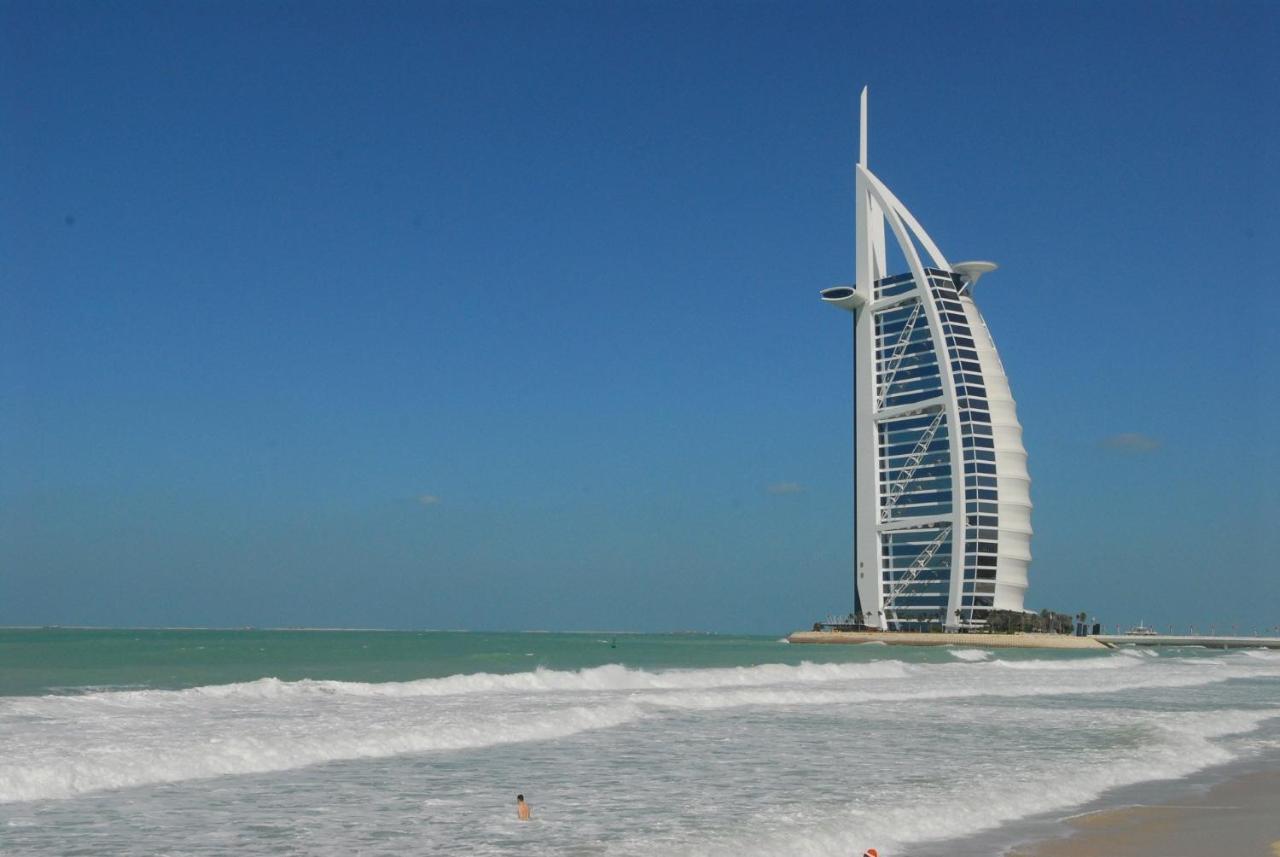 Al Waleed Palace Hotel Apartment Al Barsha Dubai Eksteriør bilde