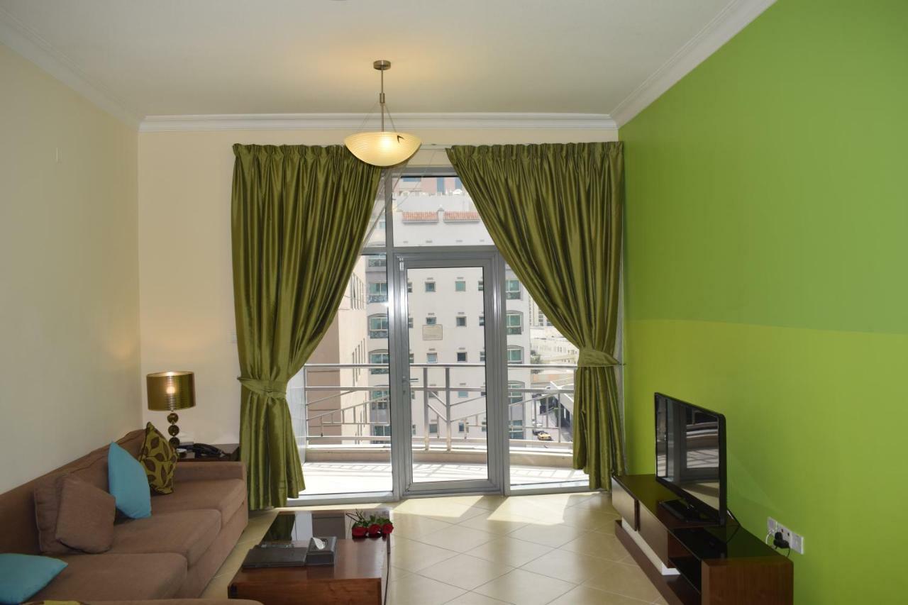 Al Waleed Palace Hotel Apartment Al Barsha Dubai Eksteriør bilde